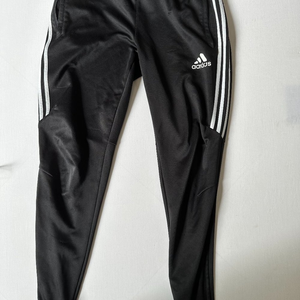 Adidas joggers